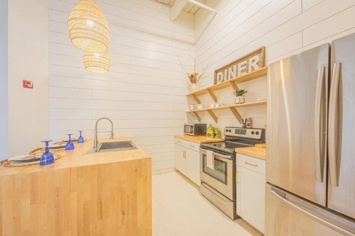 Darlin' Downtown Dawghouse Apartment Athens Exterior photo